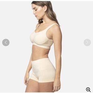 Underoutfit Comfort Shaping Bra Small